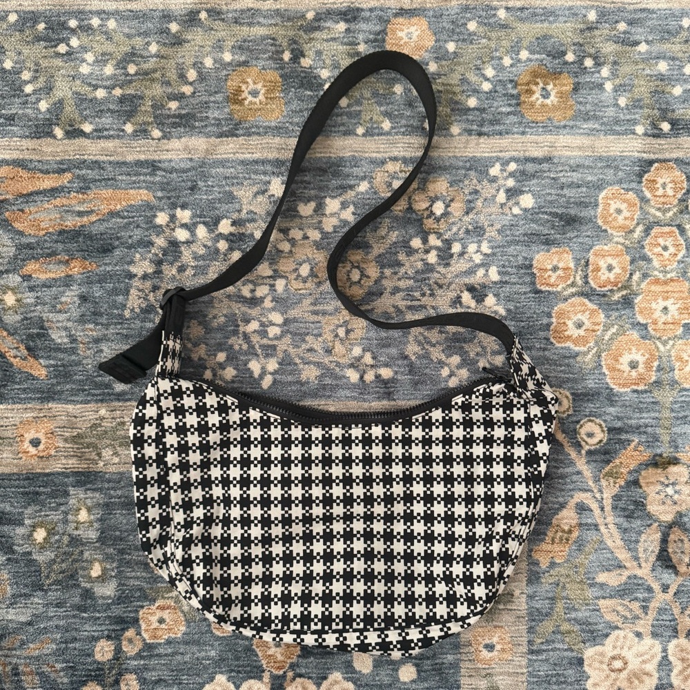 Baggu Pixel Gingham Medium Crescent Bag